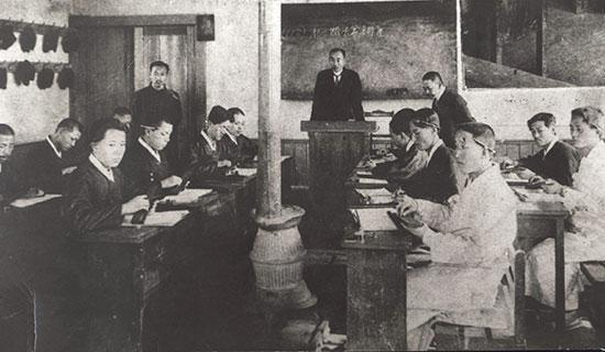 1915  상과수업